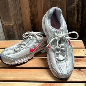 Nike Initiator Running Shoes SZ 8 Worn 1X